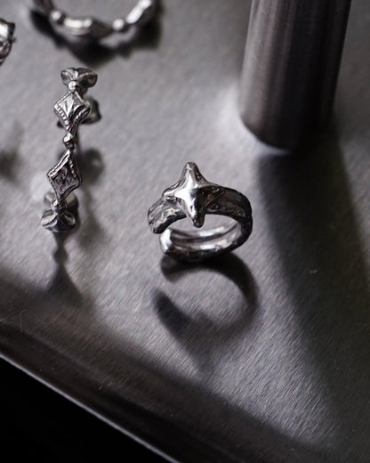yoru ear cuff